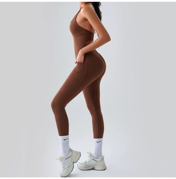 combinaison naked back